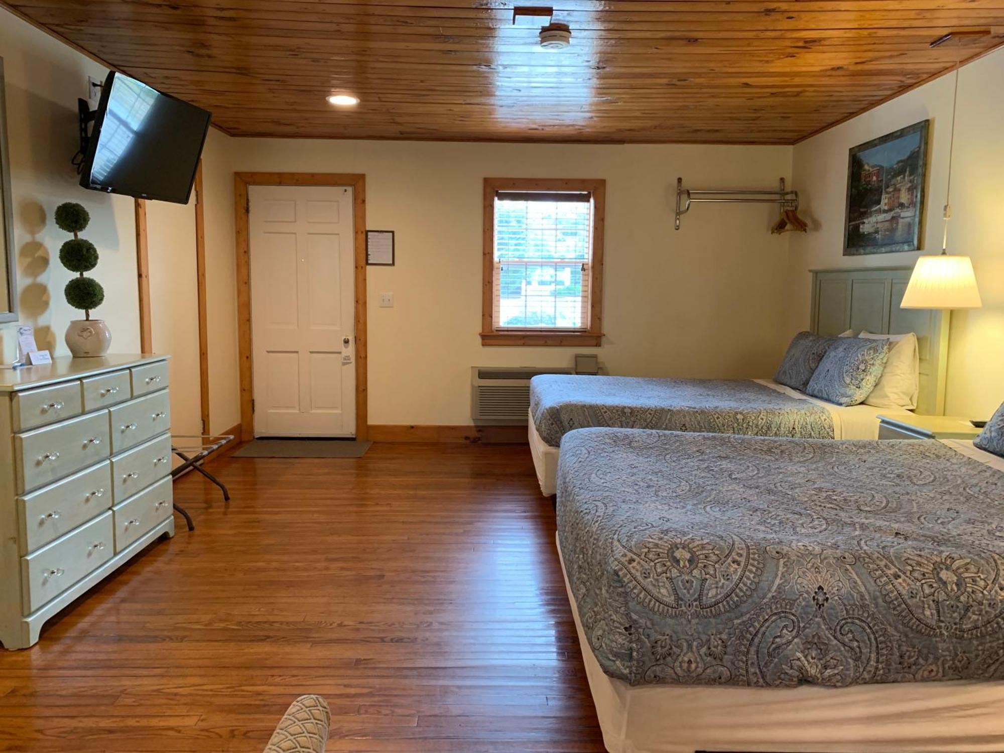 Cape Pines Motel บักซ์ตัน ภายนอก รูปภาพ
