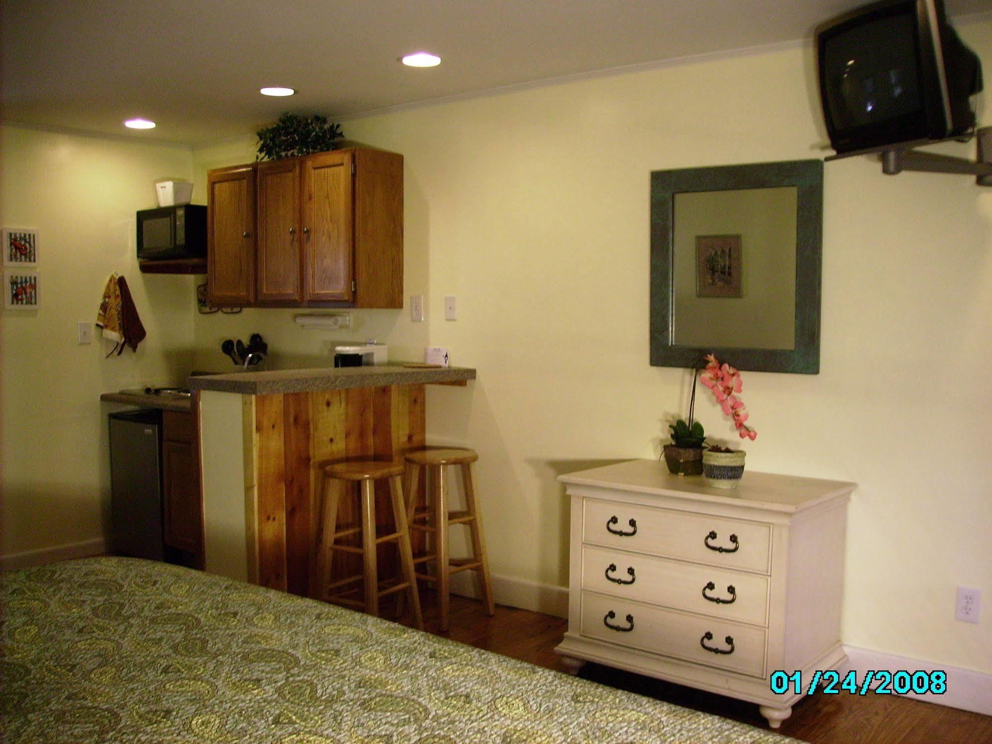 Cape Pines Motel บักซ์ตัน ภายนอก รูปภาพ