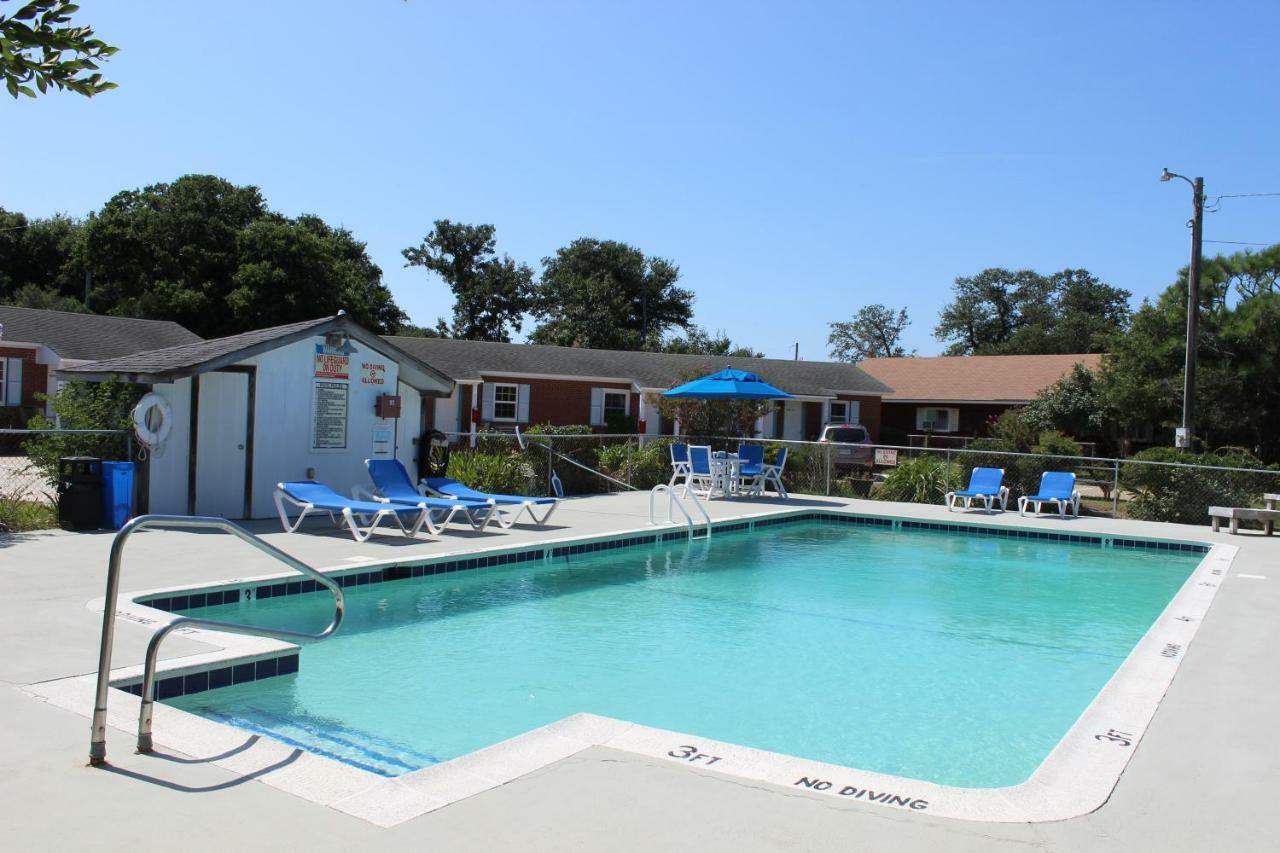 Cape Pines Motel บักซ์ตัน ภายนอก รูปภาพ